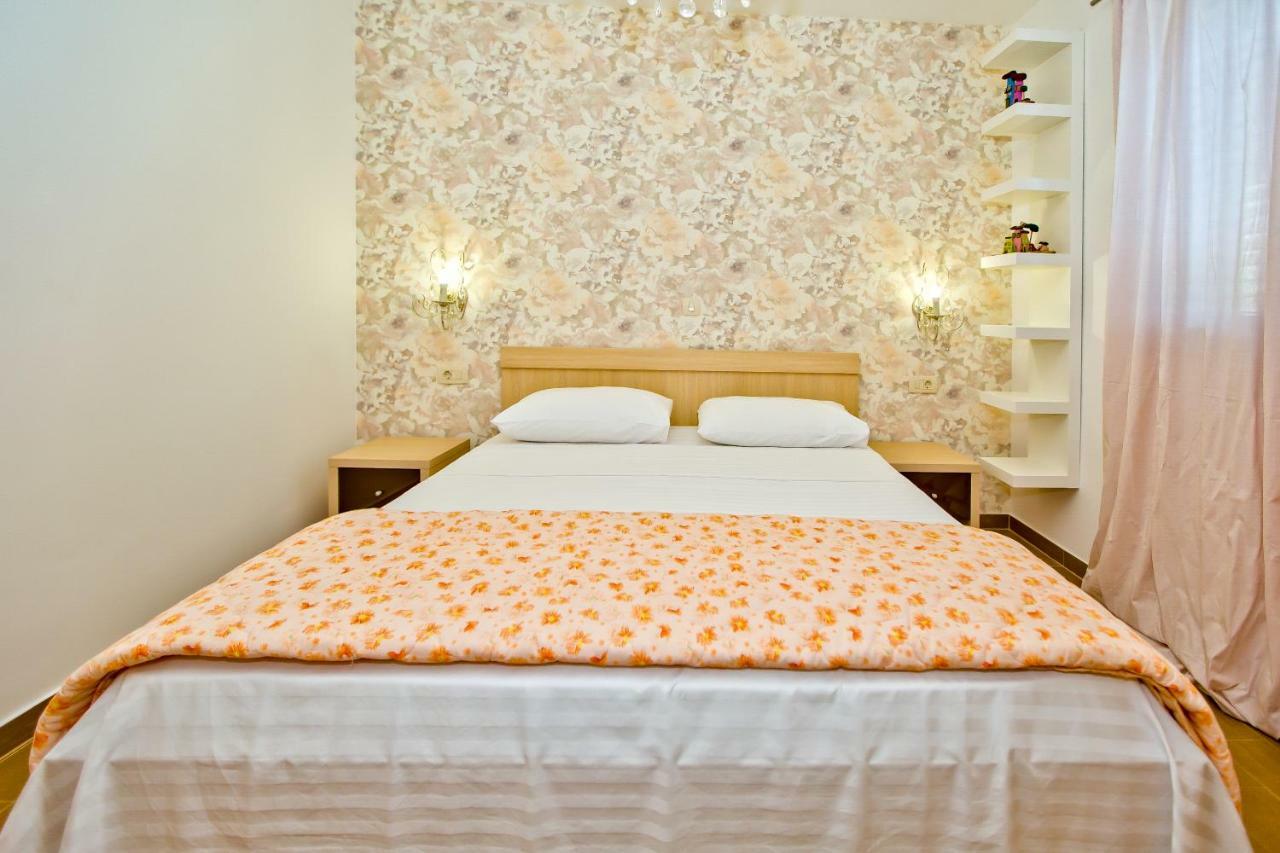 Island Hvar Seaside Villa Levanda With Beach, Pool & Seaview Hvar Town Bagian luar foto