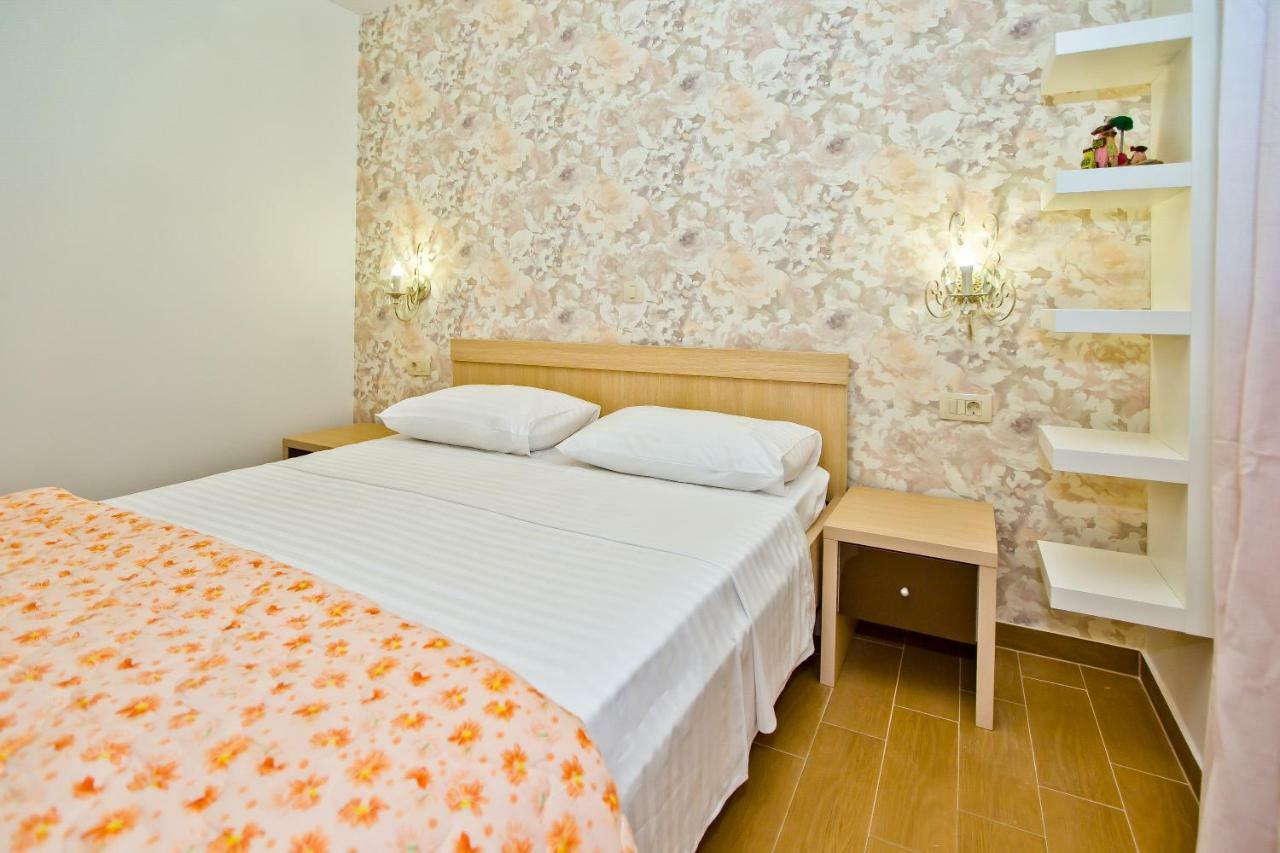 Island Hvar Seaside Villa Levanda With Beach, Pool & Seaview Hvar Town Bagian luar foto