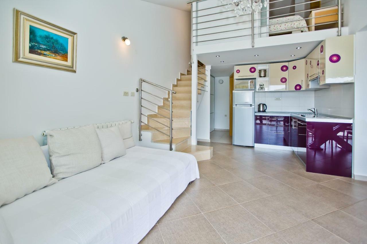 Island Hvar Seaside Villa Levanda With Beach, Pool & Seaview Hvar Town Bagian luar foto